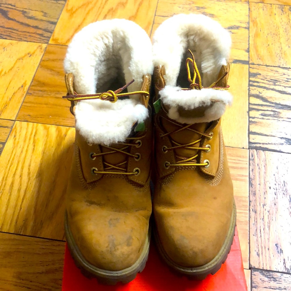 Size 9 winter boot timberlands